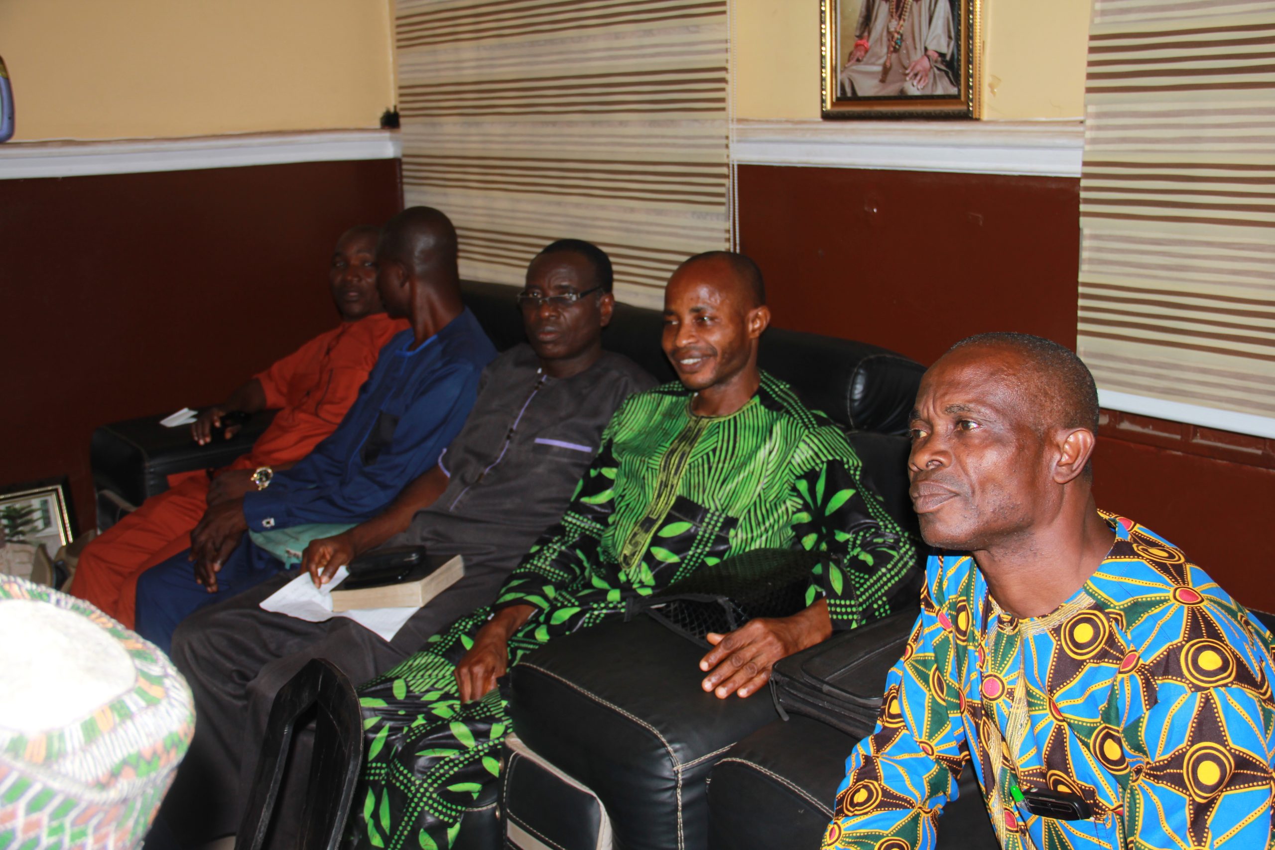 Otunba Lana Akintan offers Special Prayers for Oba Olowobese, Chief IBD Egungbohun, Zolakaz, Others